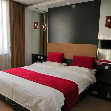 Super 8 Hotel Beijing New National Exhibition Yumin Street Exteriér fotografie