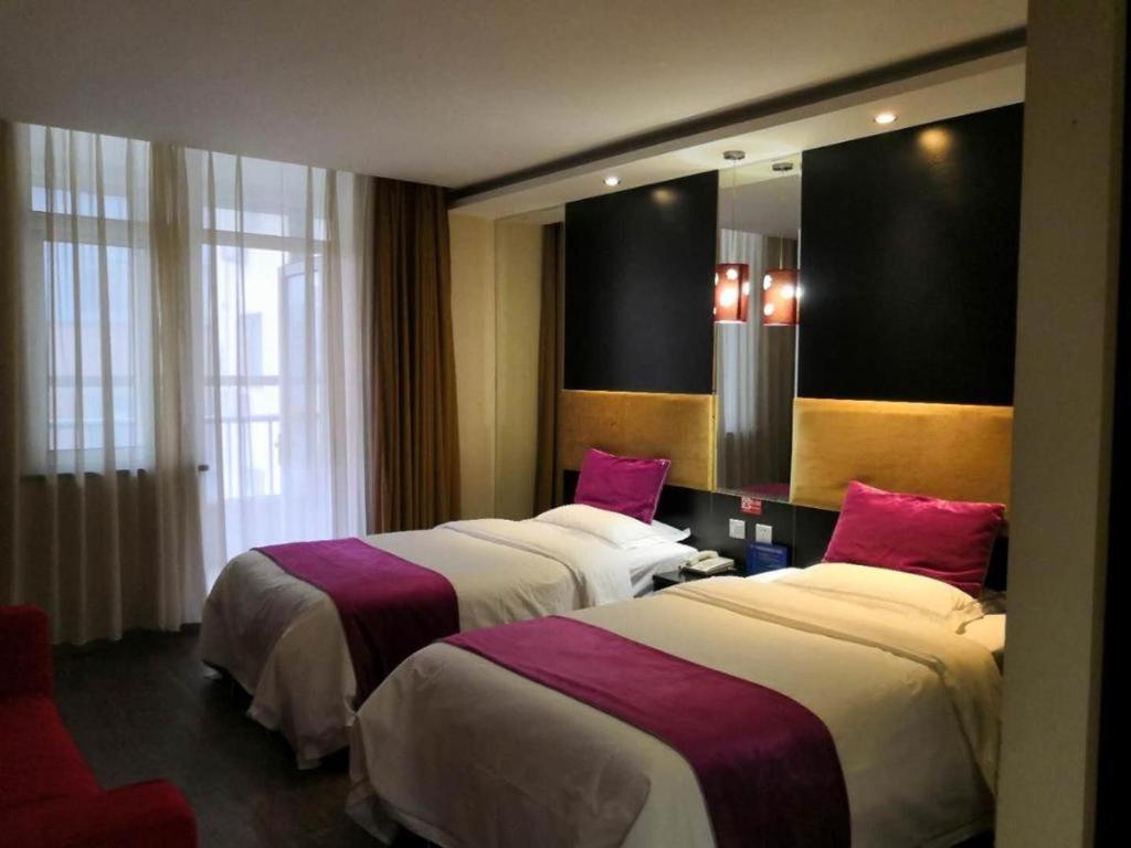 Super 8 Hotel Beijing New National Exhibition Yumin Street Exteriér fotografie
