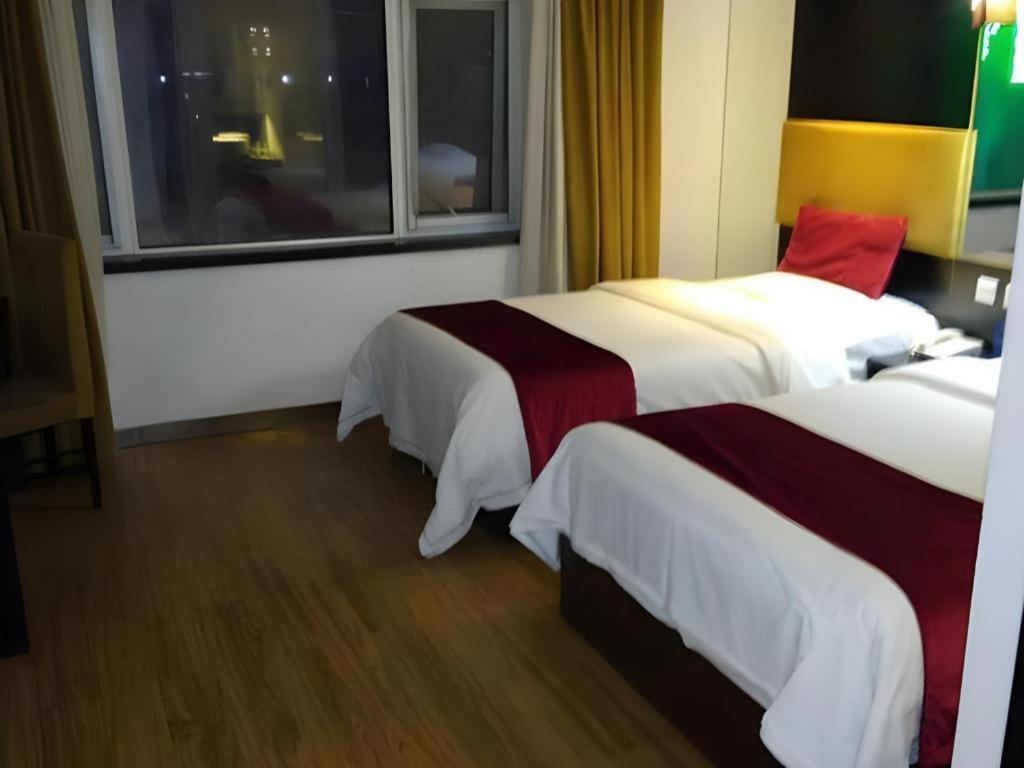Super 8 Hotel Beijing New National Exhibition Yumin Street Exteriér fotografie